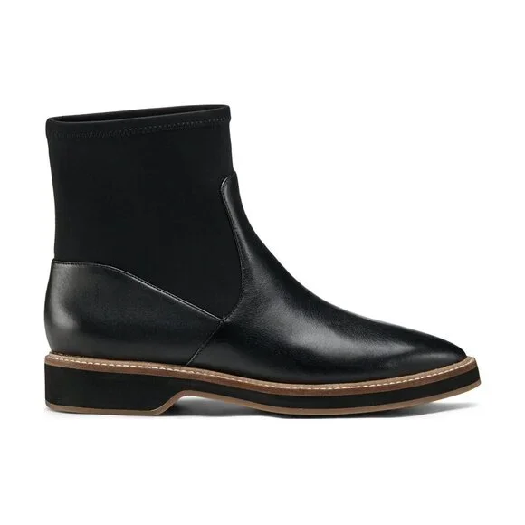 Cole Haan The Go-To Chelsea Boots in Neoprene and Leather, Black, size 6.5B - Picture 1 of 13